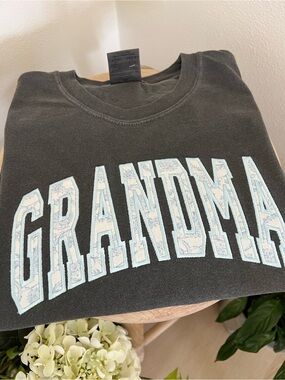 'Grandma' Graphic T-Shirt - Black with Light Blue Appliqué